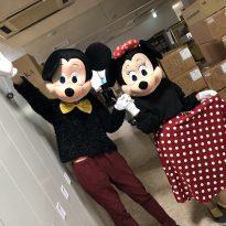 新年会での出し物の衣装合わせ中の1枚です！普段できないミニーになりきって、とても楽しかったです☆